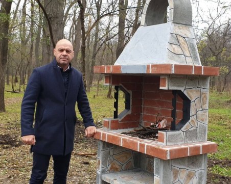 За всяко счупено барбекю в Лаута – две нови