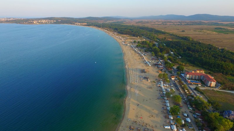 Държавата пуска на концесия два топ плажа по Южното Черноморие