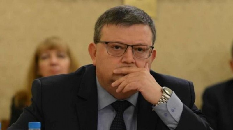 Официално: Цацаров е освободен като главен прокурор