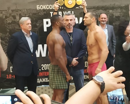 Боксовата гала в Пловдив с час по-рано, Тервел с 3 килограма по-тежък