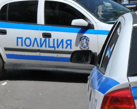 Жесток удар между тир и бус, шофьор загина