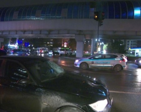 Детето, блъснато от кола на НСО, продължава да е с опасност за живота