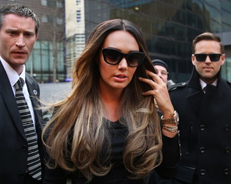 Обраха имението на Тамара Екълстоун, задигнати са бижута за 50 млн. паунда