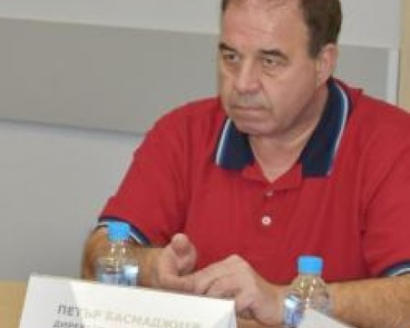 Шефът на Пътното в Перник не бил пиян, изпил само три ракии