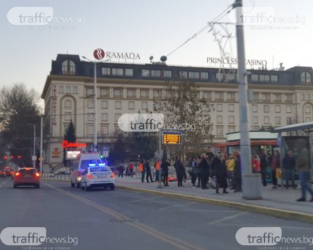 Възрастен мъж почина на спирката на Тримонциум