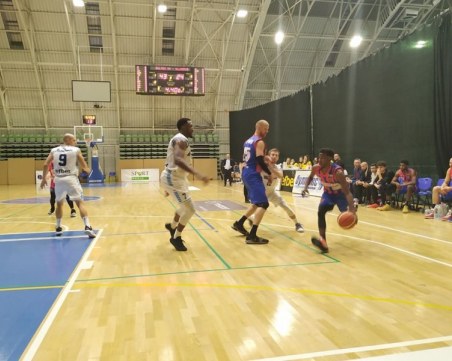 Академик Бултекс 99 гони 5 от 5 в Балканската лига днес