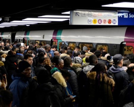 Франция отново блокирана! Рекордни задръствания в Париж