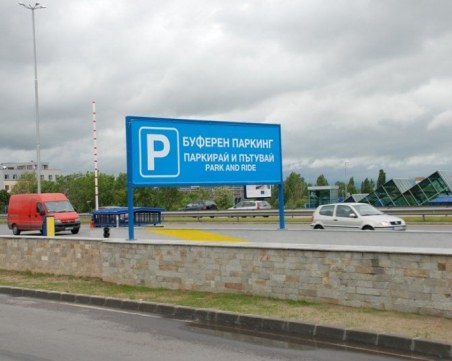 2400 безплатни паркоместа в София днес