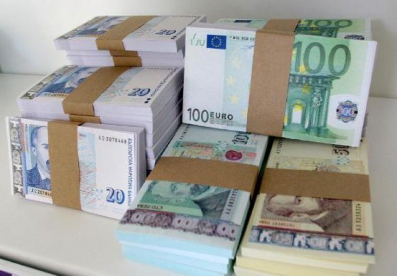 Български бизнесмен дал 55 000 евро на евродепутатка от Австрия