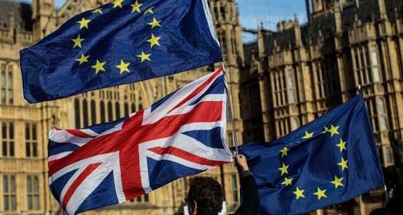 Новият парламент във Великобритания се събира днес, утре влиза сделката за Brexit