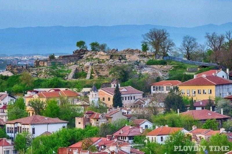 Община Пловдив в борба за милиони, с които да възстанови две от големите си забележителности