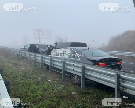 Още две катастрофи с четири коли и ТИР на магистралата заради мъглата