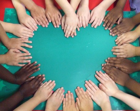 Българите сред последните на Балканите по толерантност