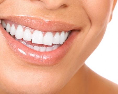 Ето как да запазим зъбите си бели