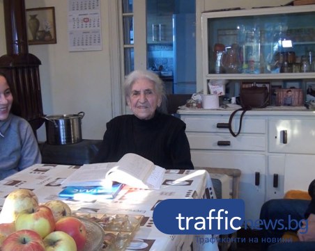 90-годишна учителка вдъхновява тийнейджъри с магията на математиката