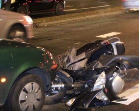 27-годишен българин прегази моторист в Хага