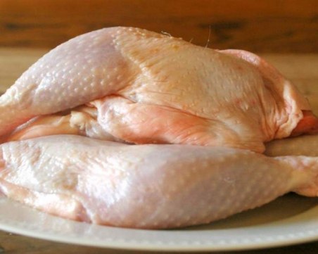 Спряха 20 тона пилешко от Полша, заразено със салмонела