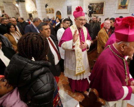 Стотици хиляди поклонници препълниха Витлеем