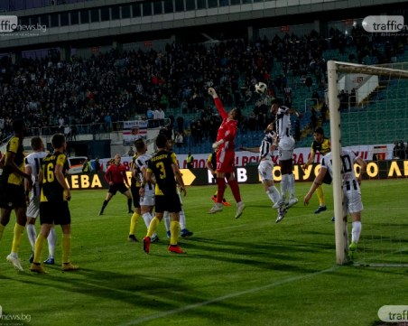 Коледата е весела – и за Локо, и за Ботев