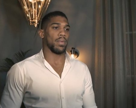 Джошуа навит да се пробва в ММА