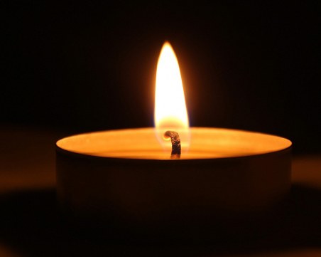 Почина легендарният Илия Печикамъков