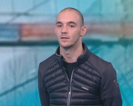 23-годишният Любо разказва как алпинист е увиснал от небостъргач