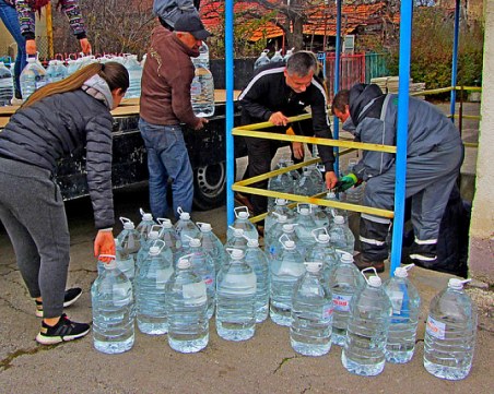 Караниколов: Положението в Перник е тежко, правим безумни неща