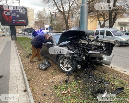 Чудо! Шофьорът от BMW-то с разполовен двигател в Пловдив е невредим