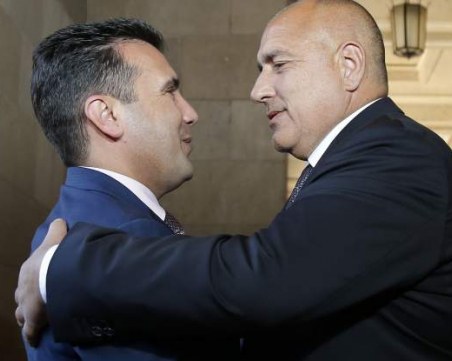 Заев: Ще решим историческите въпроси с България