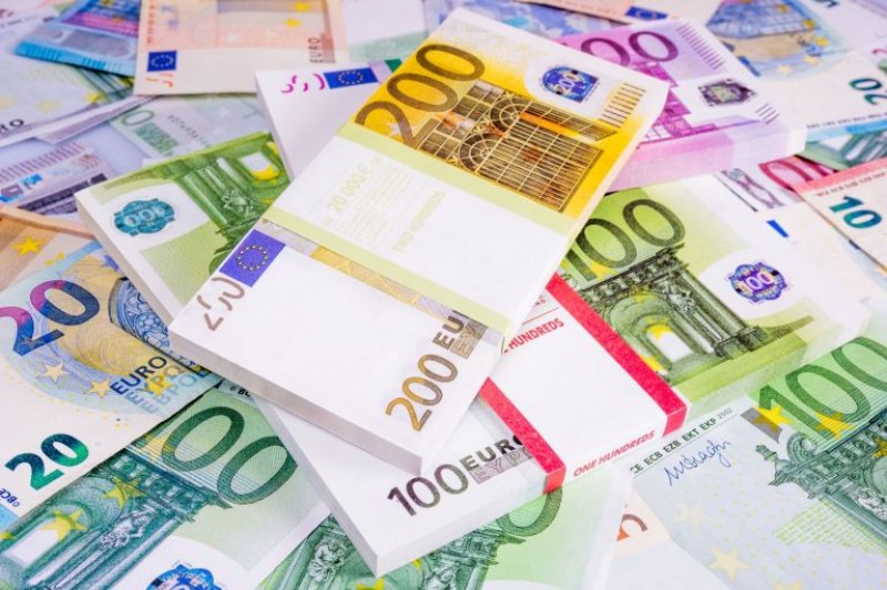 Мъж задигна над 1 милион евро, отмъщавал за уволнението си