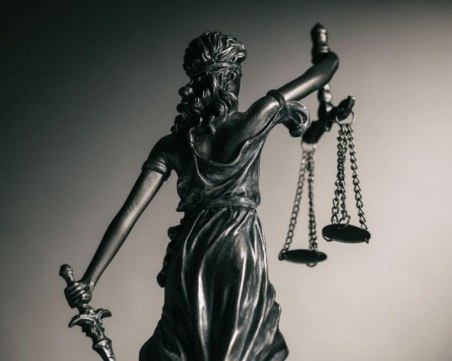 15 години затвор за мъж, участвал в убийството на разследващ журналист в Словакия