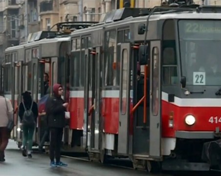 Градският транспорт в София ще работи и през нощта на Нова година