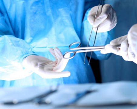 Подпалиха жена по време на операция, тя почина от изгарянията