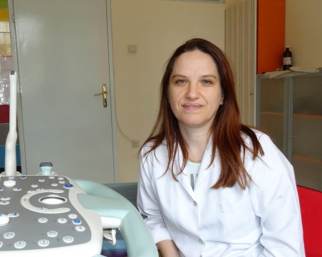 Пловдивски лекари спасиха бебе часове преди настъпването на 2020 г.