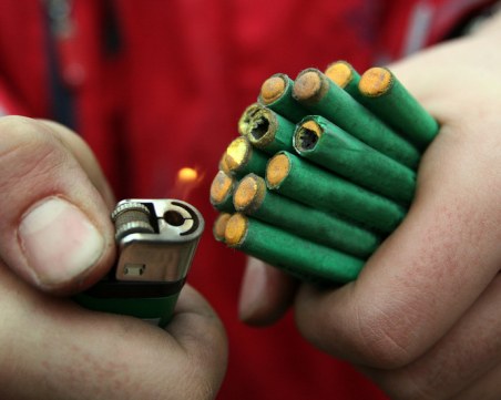 3-годишно дете пострада от пиратка на Нова година