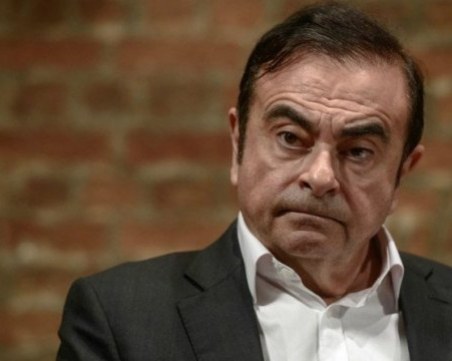 Бившият шеф на Нисан избягал от Япония скрит в калъф от контрабас