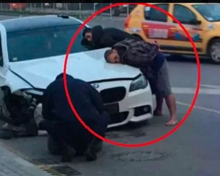 Апашите, катастрофирали след гонка с полицията с крадено БМВ, се оказали близки на собственика