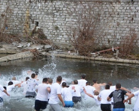 Пловдивска област се подготвя за Йордановден. Вижте всички събития