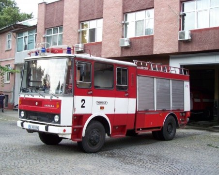 Евакуираха близо 170 души заради пожар в хотел във Велинград