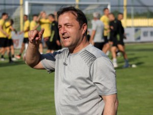 Изгонен от Ботев треньор поема отбор в Хърватия