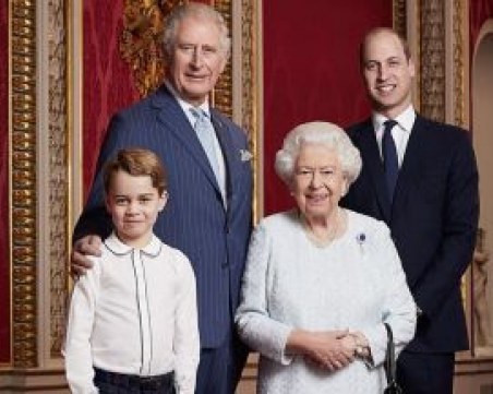 Портрет на кралицата и трима нейни наследници отбелзва началото на новото десетилетие