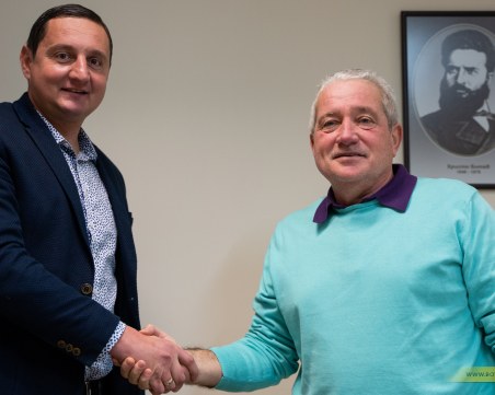 Сагата свърши! Феро подписа нов договор с Ботев