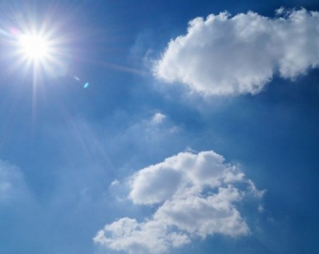 Слънчево и студено днес, вятърът утихва