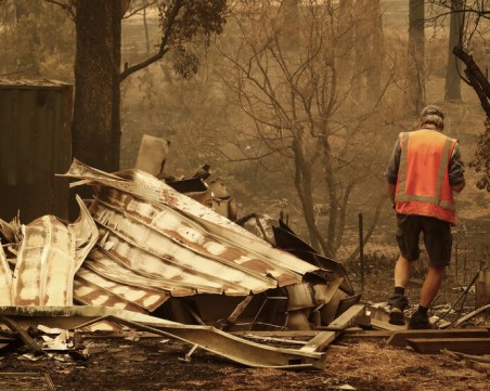 24 души с обвинения за пожарите в Австралия