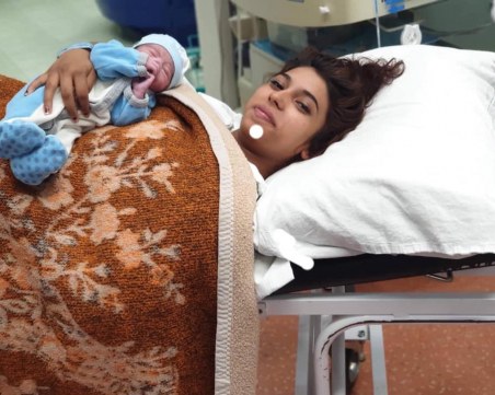 Дават една кметска заплата на първото бебе за 2020 година в Пловдив