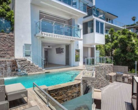 Иван Гешев захвана къщите за гости! Едно от производствата е в Пловдив