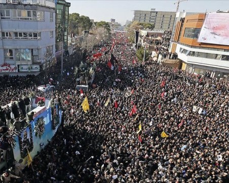 Меле на погребението на Солеймани! 35 души загинаха стъпкани в тълпата