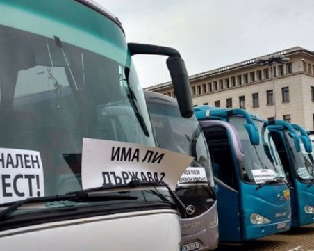 Вижте кога ще е масовият протест на превозвачите! Блокират пътища и автогари
