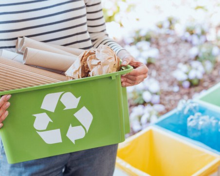 Над 900 тона текстилни отпадъци събрани в София за 2019 г.