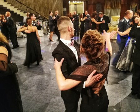 Офицери организират Виенски бал в Пловдив